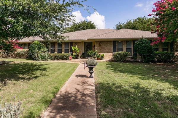 2821 Forest Grove Drive, Richardson, TX 75080