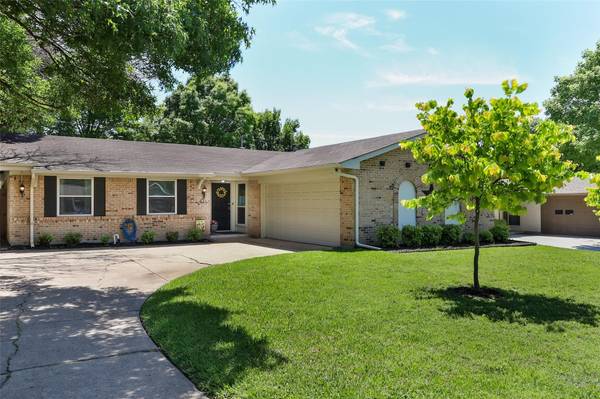 431 Malden Drive, Richardson, TX 75080