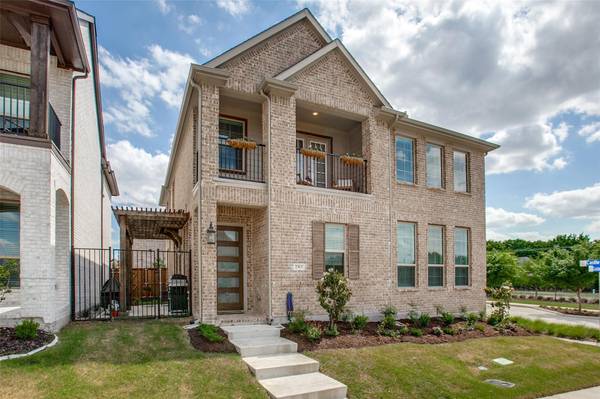 285 Golden Gate Drive, Richardson, TX 75080