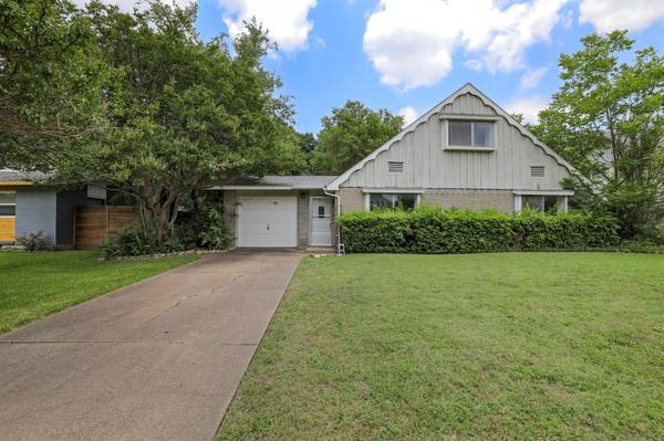 816 Kingswood Avenue, Richardson, TX 75080