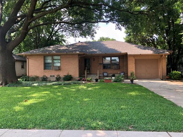 513 Ridgedale Drive, Richardson, TX 75080