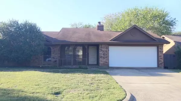 Arlington, TX 76015,2418 Homewood Trail