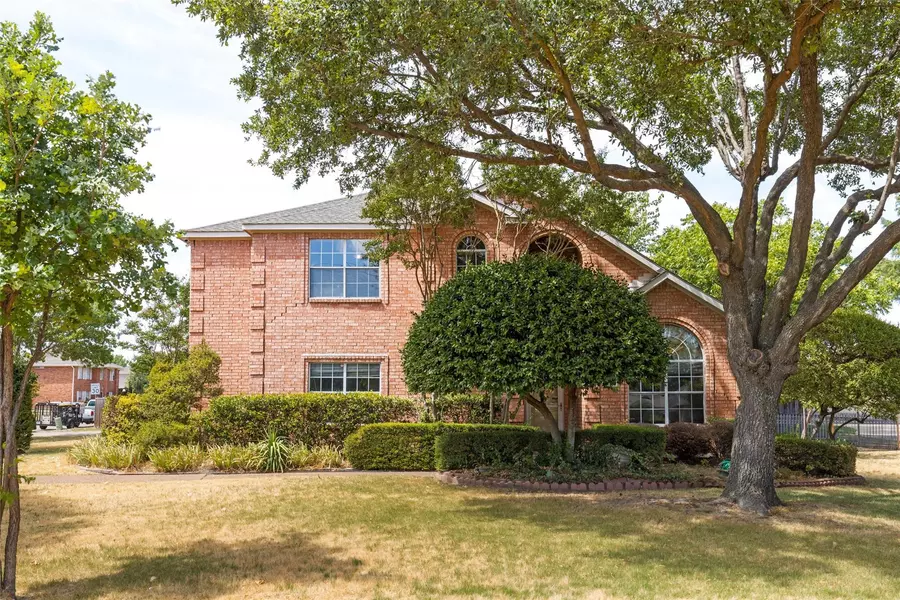 1703 Blackburn Road, Sachse, TX 75048