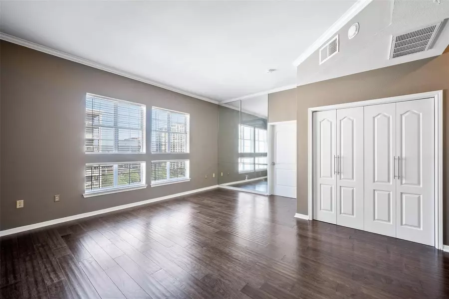 3225 Turtle Creek Boulevard #1605, Dallas, TX 75219