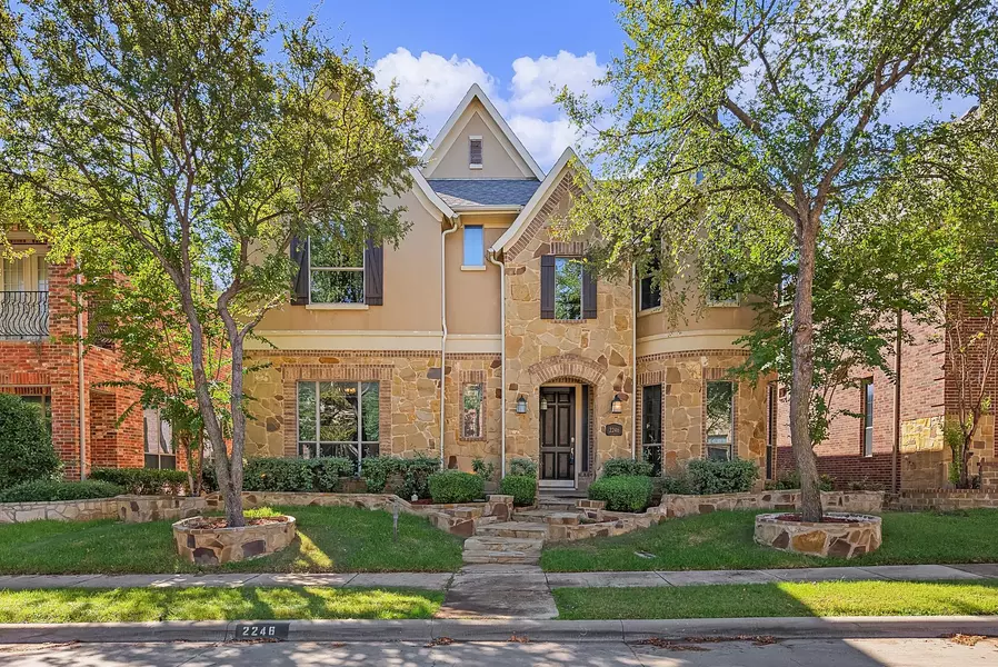 2246 legacy Trail, Irving, TX 75063