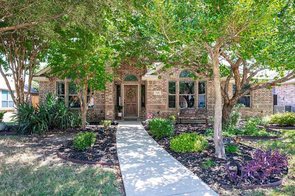 308 Wooded Creek Avenue, Wylie, TX 75098