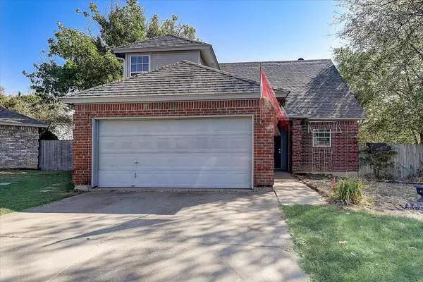 Fort Worth, TX 76112,5187 Meadow Court