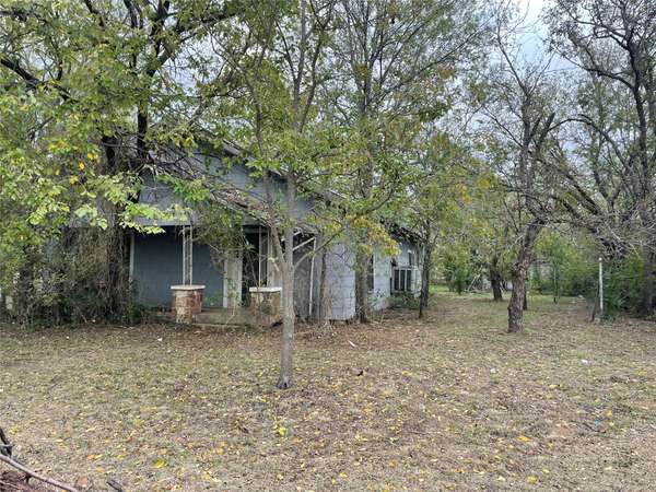 115 E 1st Street, Breckenridge, TX 76424