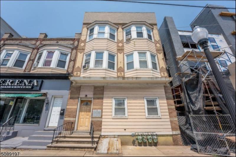 105 E Westfield Ave, Roselle Park Boro, NJ 07204