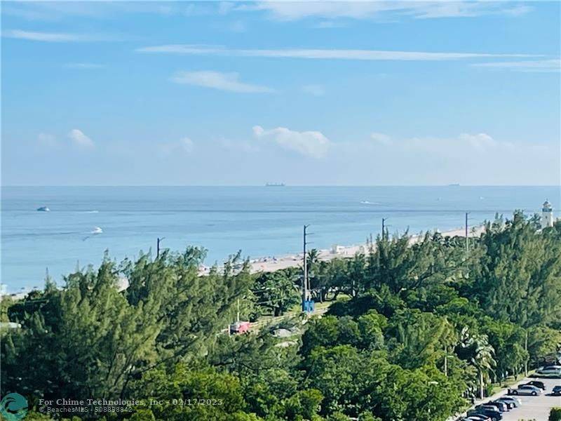 Sunny Isles Beach, FL 33160,100 Bayview Dr  #1219