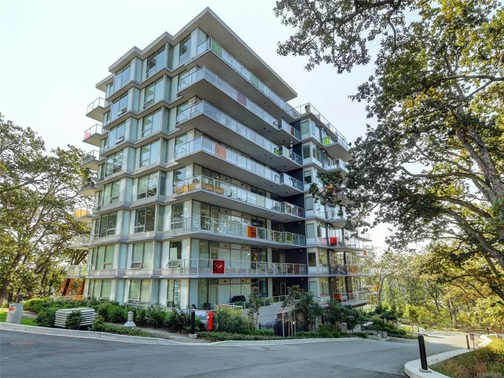 Saanich, BC V8X 0B3,4009 Rainbow Hill Lane #803