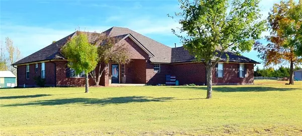 879 Oaklawn Drive, Tuttle, OK 73089