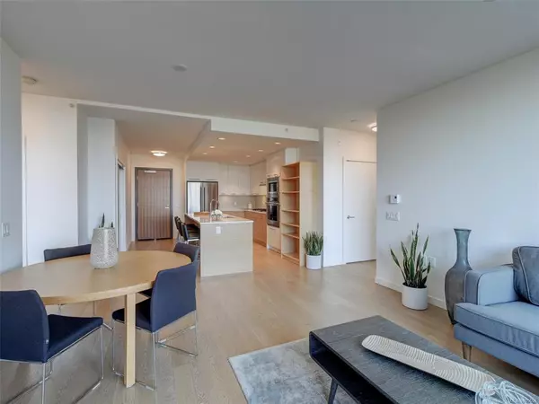 Saanich, BC V8X 0B3,4009 Rainbow Hill Lane #803