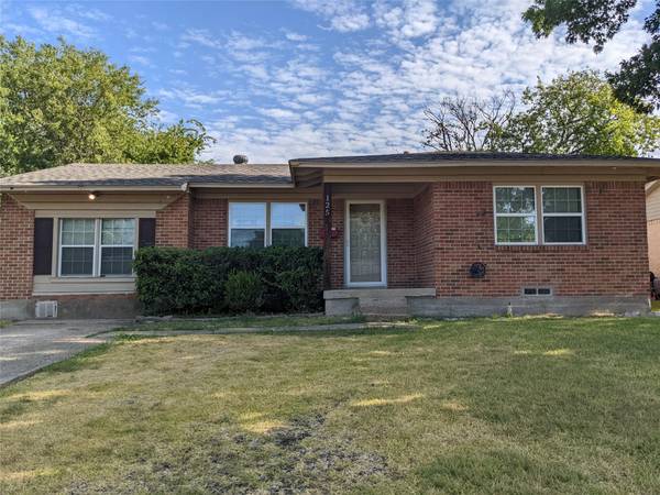 125 E Rio Grande Street, Garland, TX 75041