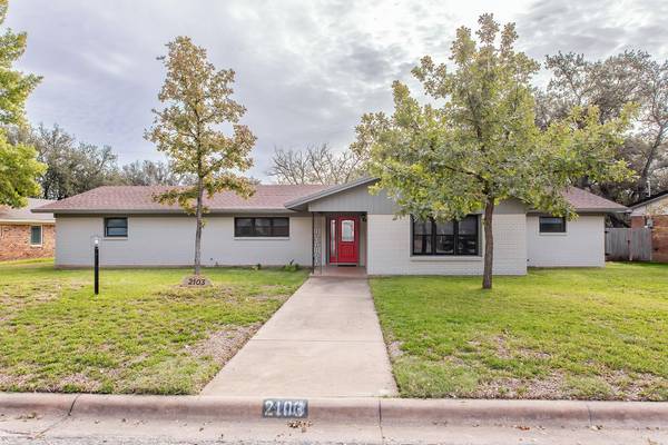 2103 S High Street, Brady, TX 76825