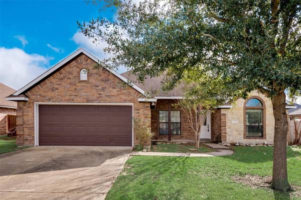 1405 Highglen Trail, Kaufman, TX 75142