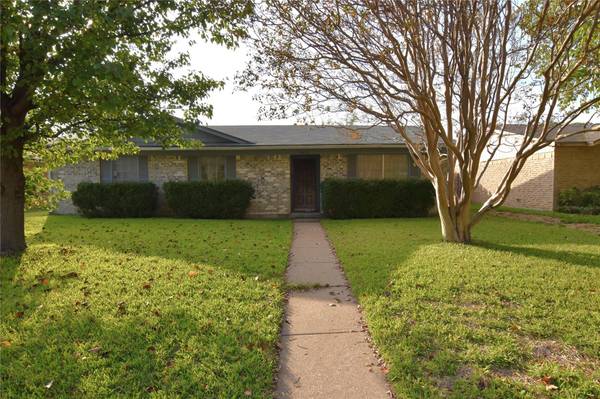 2025 Mill Pond Road, Garland, TX 75044