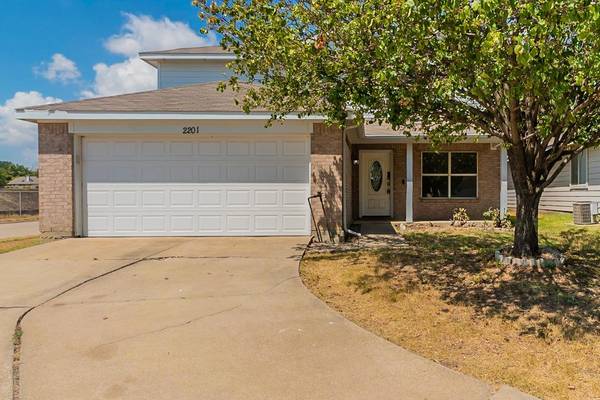 2201 Southway, Denton, TX 76207