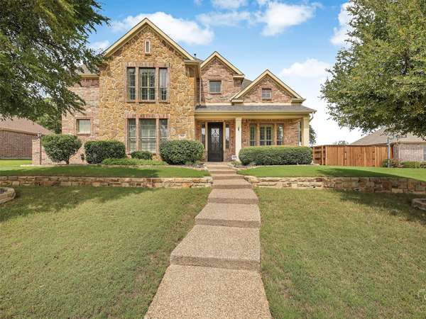 313 Farm View Trail, Keller, TX 76248