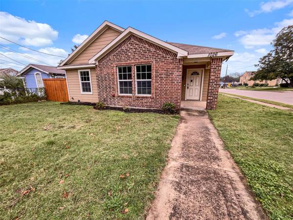 1026 Ogden Avenue, Cockrell Hill, TX 75211