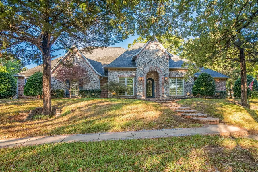 1021 Deer Creek Drive, Denison, TX 75020