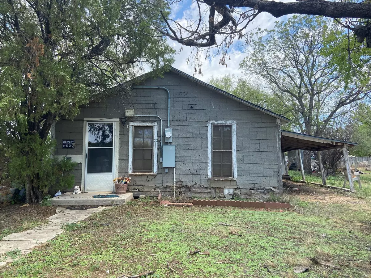 Brownwood, TX 76801,2508 Waco Street