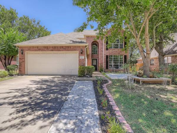 517 Crawford Drive, Burleson, TX 76028