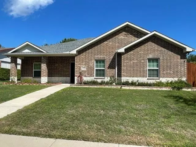 6318 Mccartney Lane, Garland, TX 75043