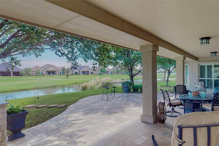 9433 Grandview Drive, Denton, TX 76207