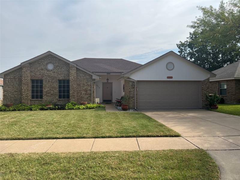 613 Pickard Drive, Cedar Hill, TX 75104