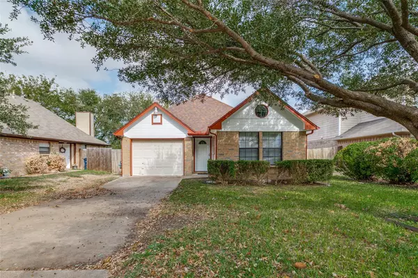 10132 Leatherwood Drive, Fort Worth, TX 76108