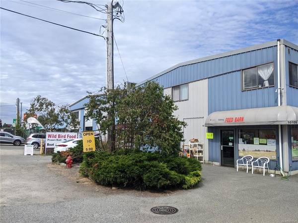 Sidney, BC V8L 5X5,10109 McDonald Park Rd #A