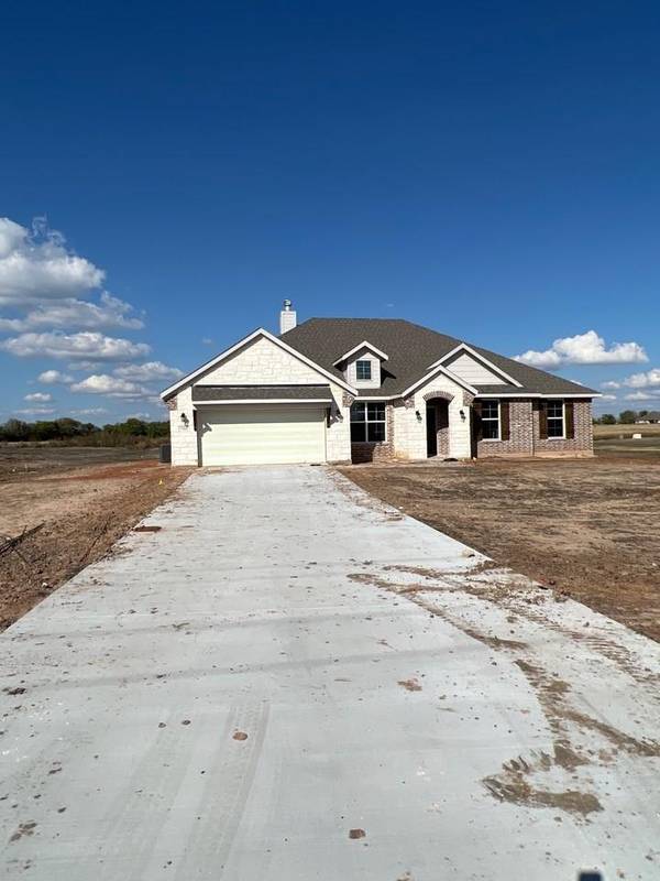 703 Pennell Road, Tom Bean, TX 75090