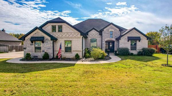 1513 W Westhill Drive,  Cleburne,  TX 76033