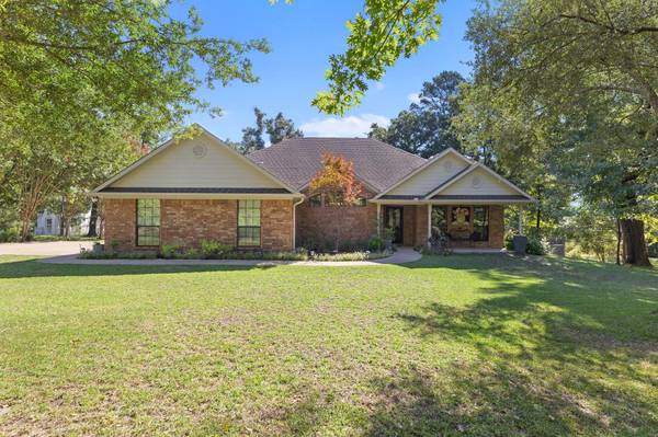 212 Peachtree Lane, Big Sandy, TX 75755