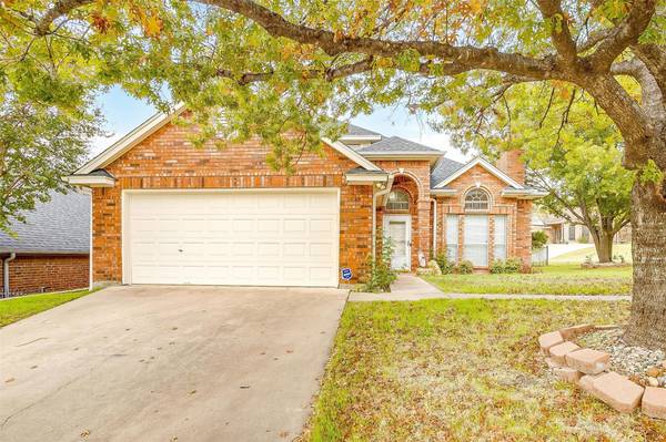 7316 Chambers Lane, Fort Worth, TX 76179