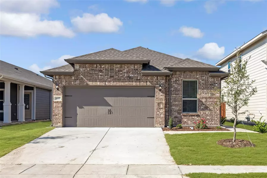 1631 Briar Hunt Drive, Forney, TX 75126