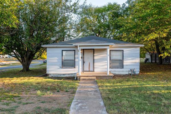 287 E Paris Street, Van Alstyne, TX 75076