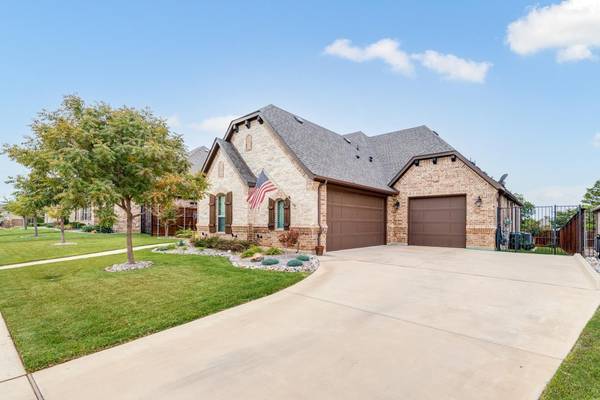 North Richland Hills, TX 76182,6447 Hawks Ridge Drive