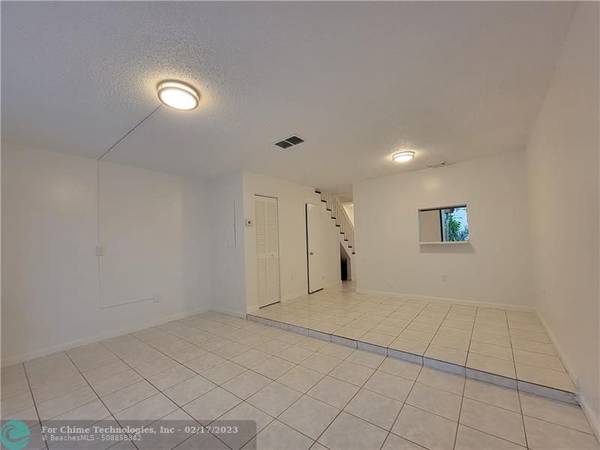 Coral Springs, FL 33065,8958 W Sample Rd  #8958