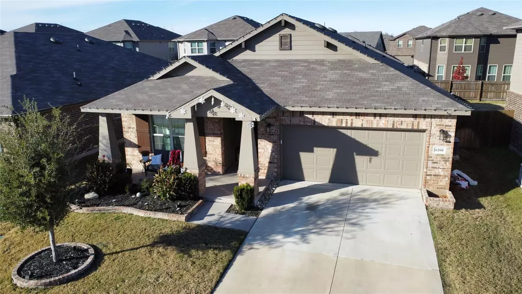 6260 Topsail Drive, Fort Worth, TX 76179