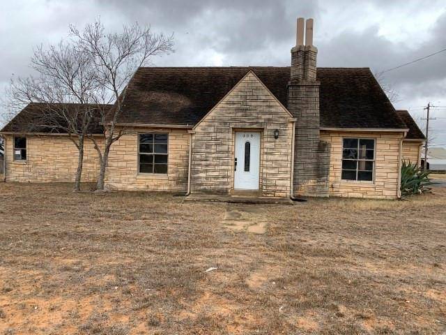 309 Leona,  Cotulla,  TX 78014
