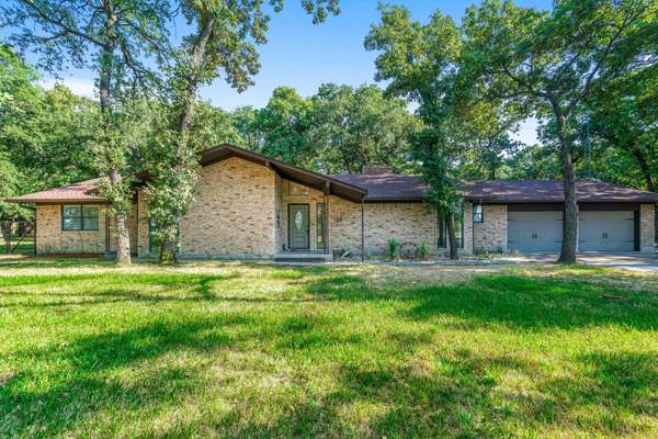 199 Brenda Lane, Gainesville, TX 76240