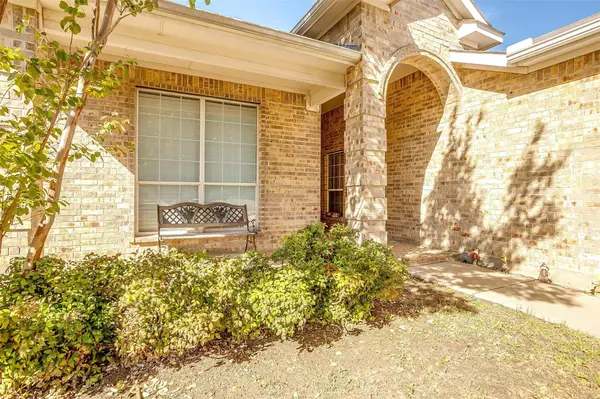 Burleson, TX 76028,1305 Spanish Moss Drive