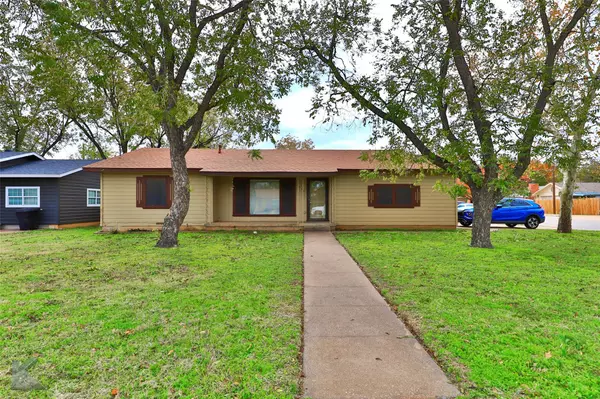 1833 Edgemont Drive,  Abilene,  TX 79602