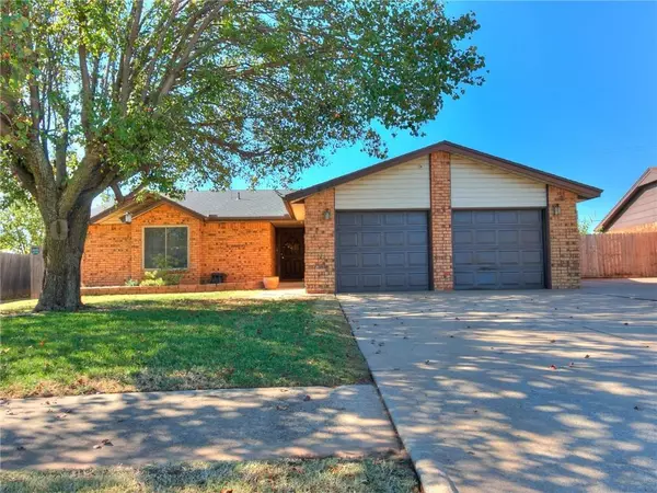 3909 Country Club Drive, Moore, OK 73160