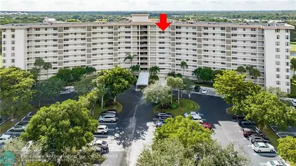 Pompano Beach, FL 33069,3507 Oaks Way  #905