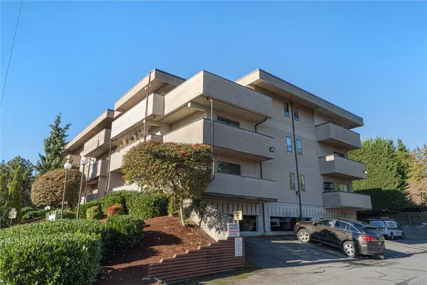 Nanaimo, BC V9S 5N4,550 Bradley St #415