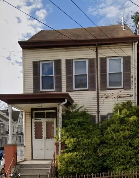 27 Belle Ave, Paterson City, NJ 07522