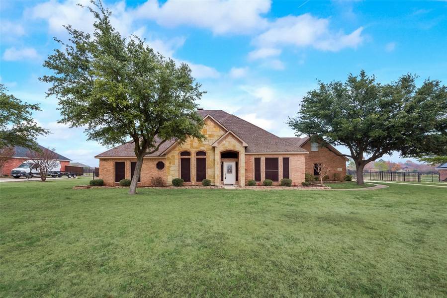 1275 W Secretariat Drive, Terrell, TX 75160